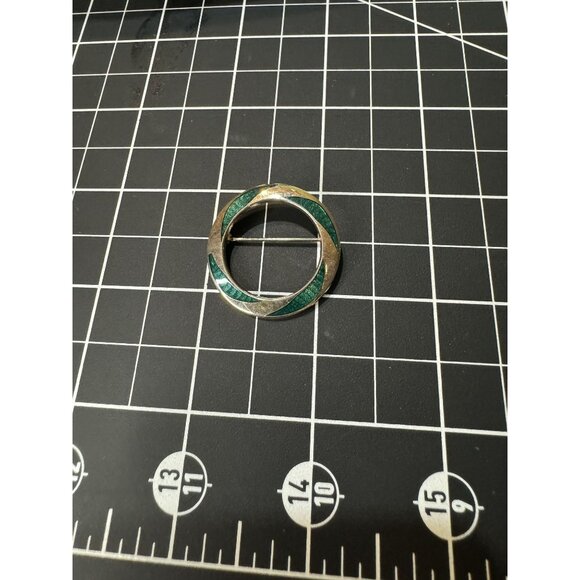 Vintage Round Green Enamel & Gold-Tone Brooch - Picture 3 of 3